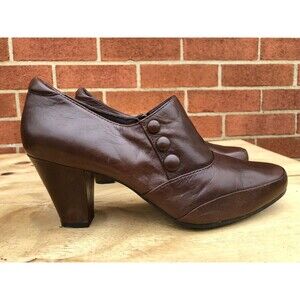 Clarks Artisan Brown Leather Boots Booties Heels Shoes Zipper Women US 10 M